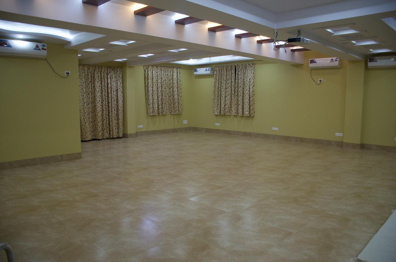 Hira Laxmi Residency Hotel Alibag Exterior photo