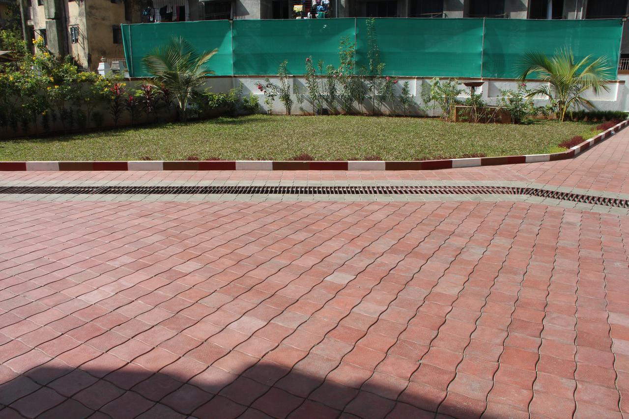 Hira Laxmi Residency Hotel Alibag Exterior photo