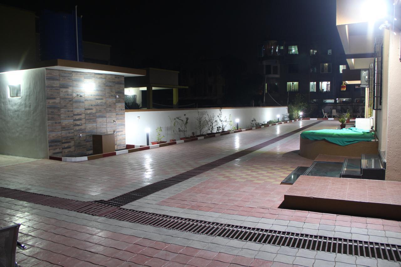 Hira Laxmi Residency Hotel Alibag Exterior photo